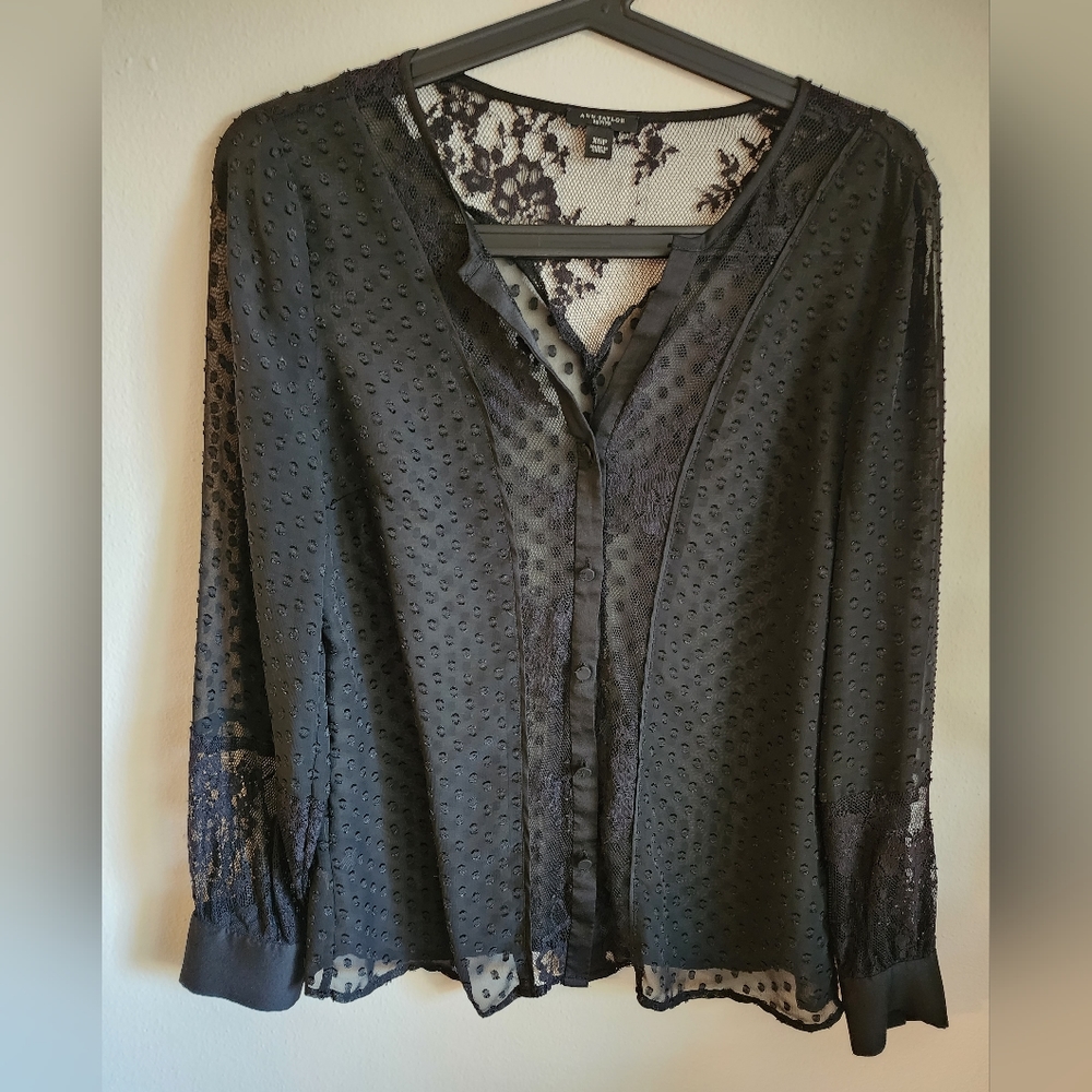 Ann Taylor Womens Top Blouse Long Sleeve Sheer Black Lace Button Front Size XSP